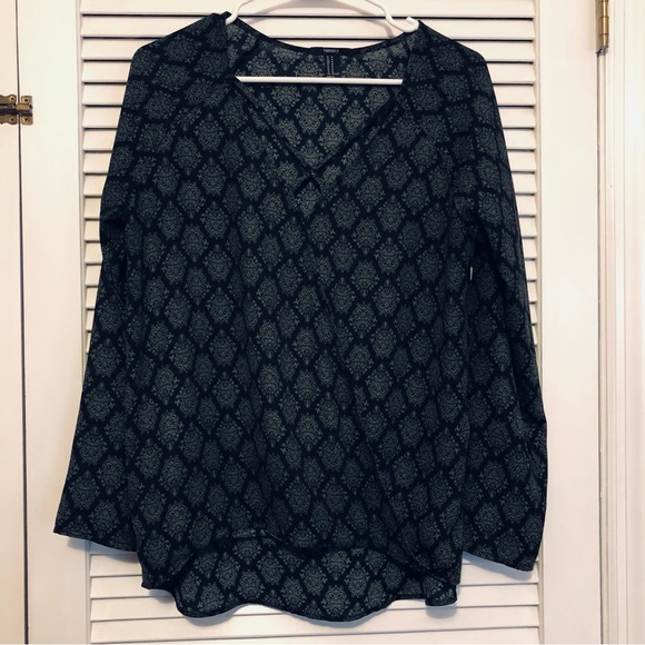 Forever 21 Black with Green Print Cross Tie Front Long Sleeve Blouse M - Picture 1 of 6